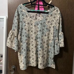 Manuhealii Blouse Size Large